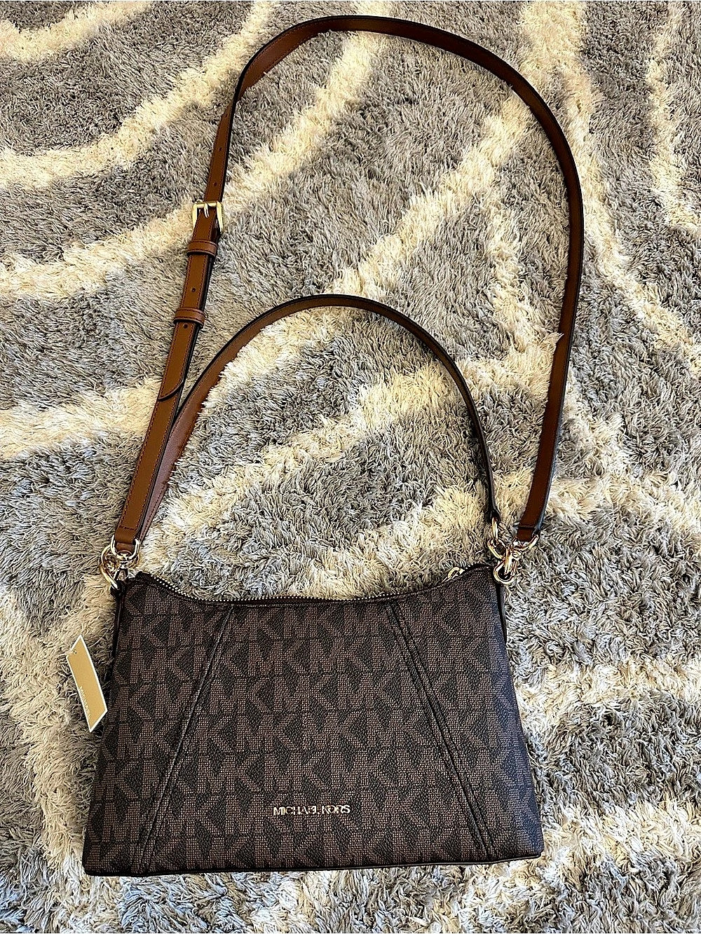 Michael Kors Sienna MD Conv Pouchette Xbody Crossbody Bag in Brown- NWT